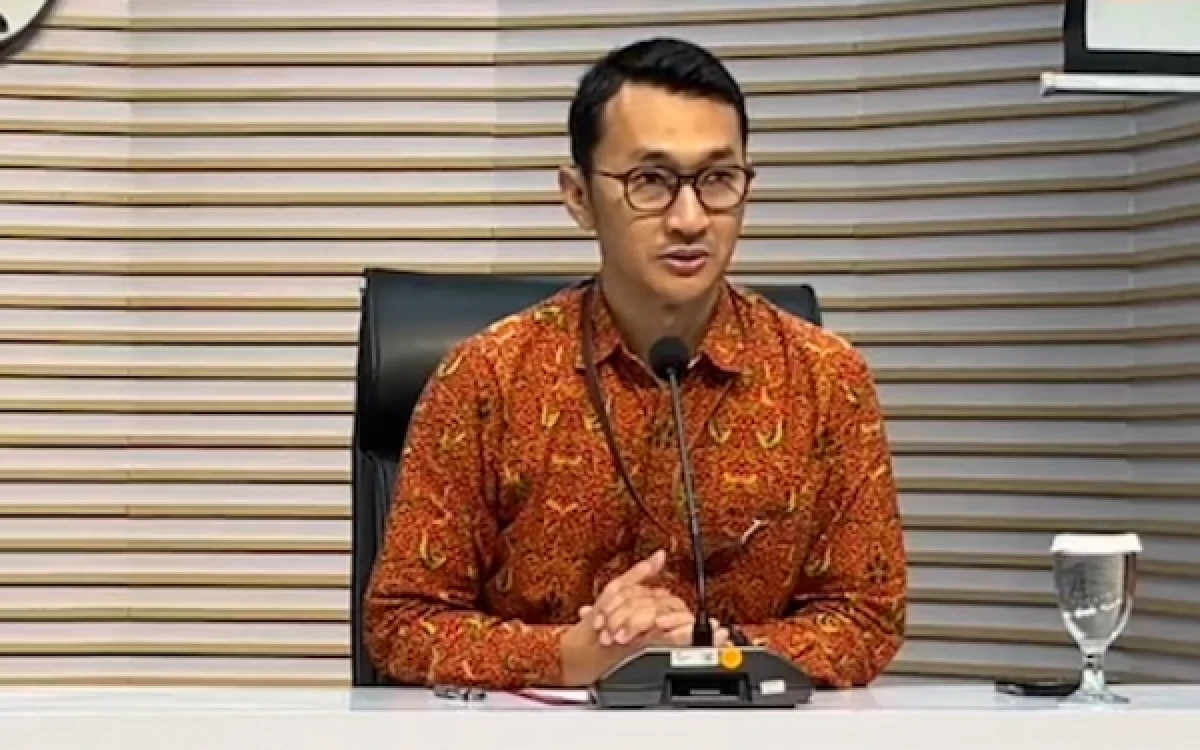 Thumbnail Berita - Jubir KPK Buka Suara Soal OTT di Klaten: Seret Bupati Hamenang, ASN, hingga Oknum BPK