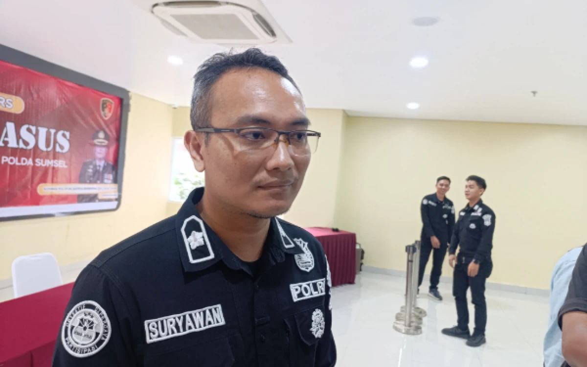 Thumbnail Berita - Respons Cepat dan Transparan, Kompol I Putu Suryawan Bawa Humas Polda Sumsel Semakin Dekat dengan Masyarakat