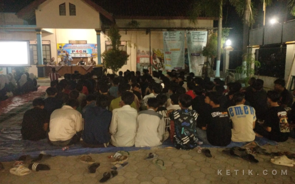 Thumbnail Berita - Pemdes Sisalam Gandeng Polres Brebes Gelar Sosialisasi P4GN, Jadikan Desa Percontohan Bersih Narkoba