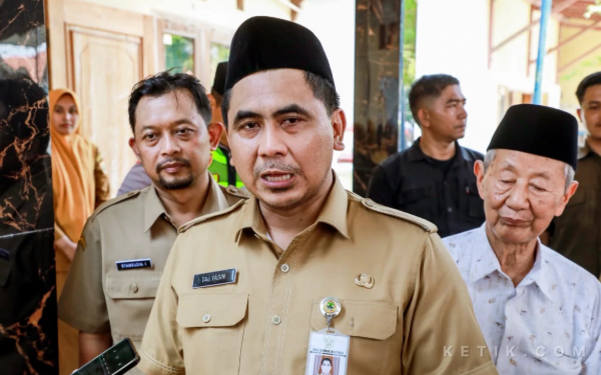 Thumbnail Berita - Cek DTSEN di Kendalrejo Pemalang, Wagub Jaeng Taj Yasin Temukan Ketidaktepatan Penerima Bansos