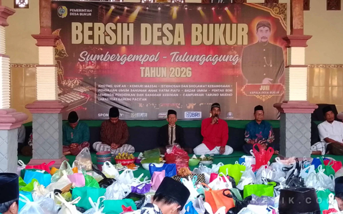 Thumbnail Berita - Peringati Bersih Desa, Pemdes Bukur Gelar Kenduri Massal Penuh Khidmat