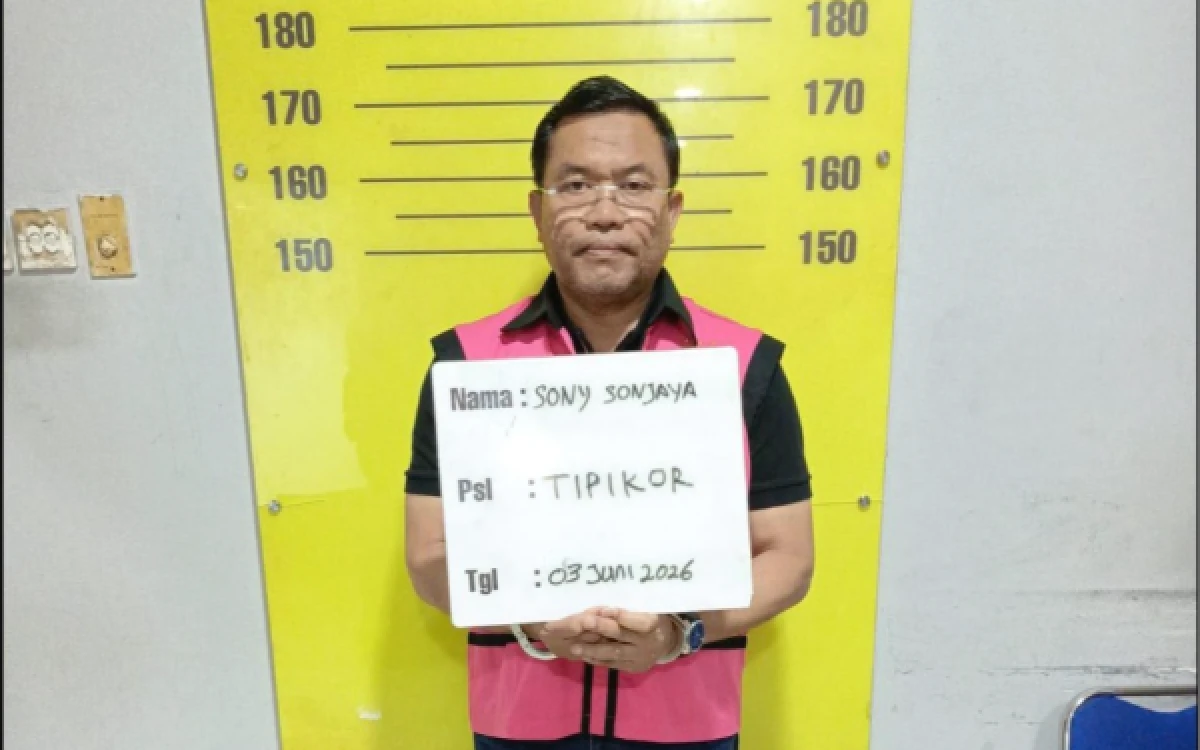Thumbnail Berita - Sebelum Ditahan Kejagung, Sony Sonjaya Tulis Surat untuk Kepala BGN Baru Nanik S. Deyang