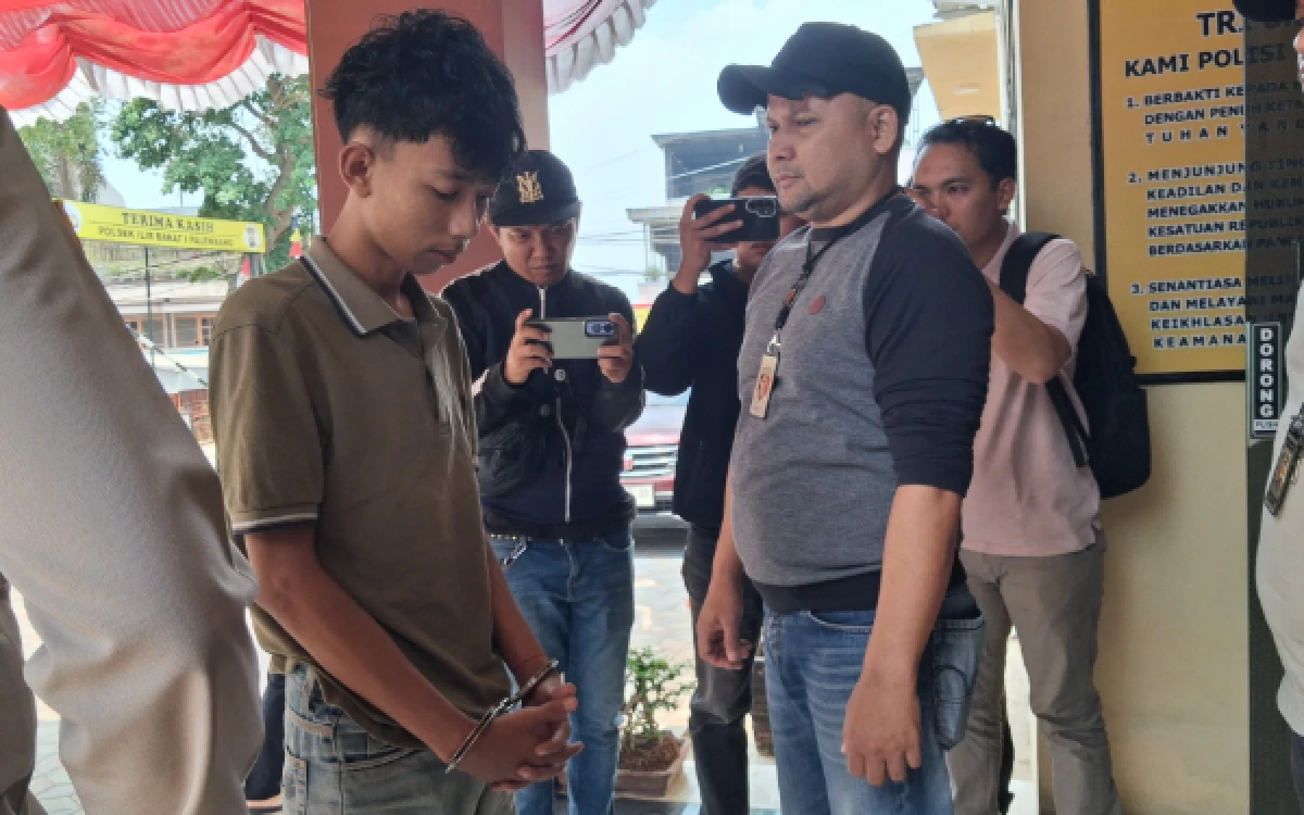 Thumbnail Berita - Pelaku Penombakan Pedagang Pecel Lele di Palembang Ditangkap, Polisi Kejar Pelaku Lain