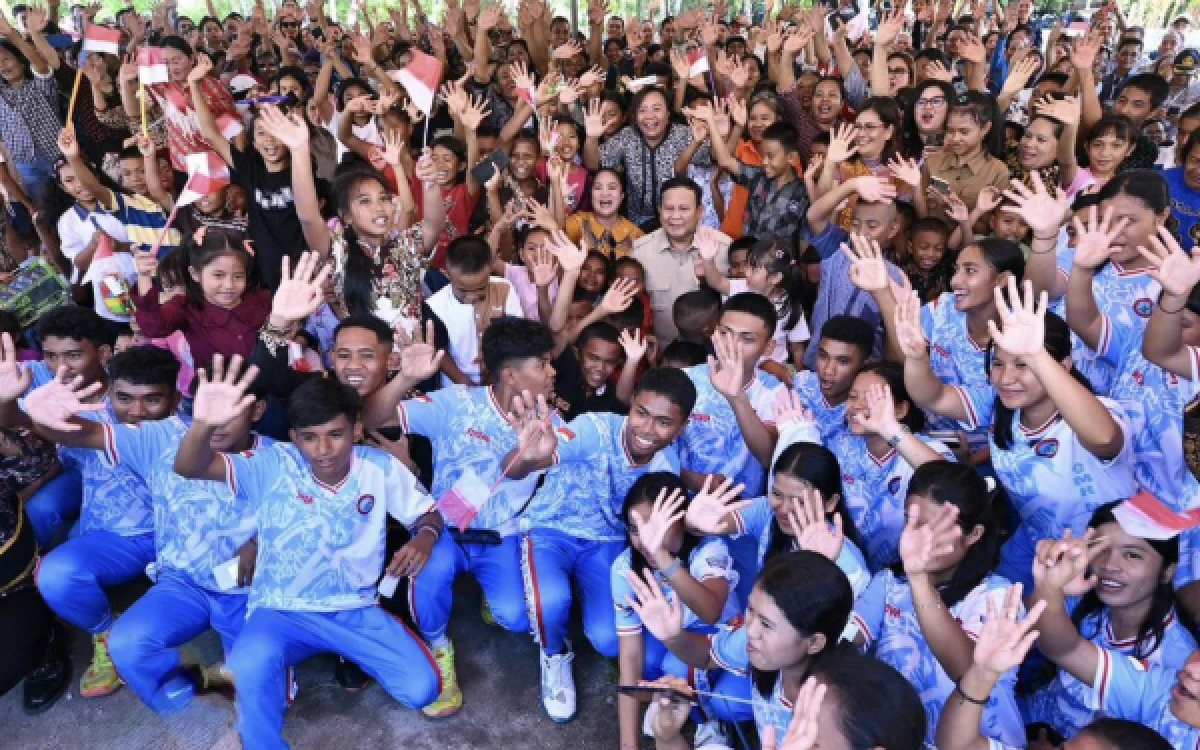 Kehangatan Prabowo Bersama Masyarakat Ujung Utara Indonesia di Miangas