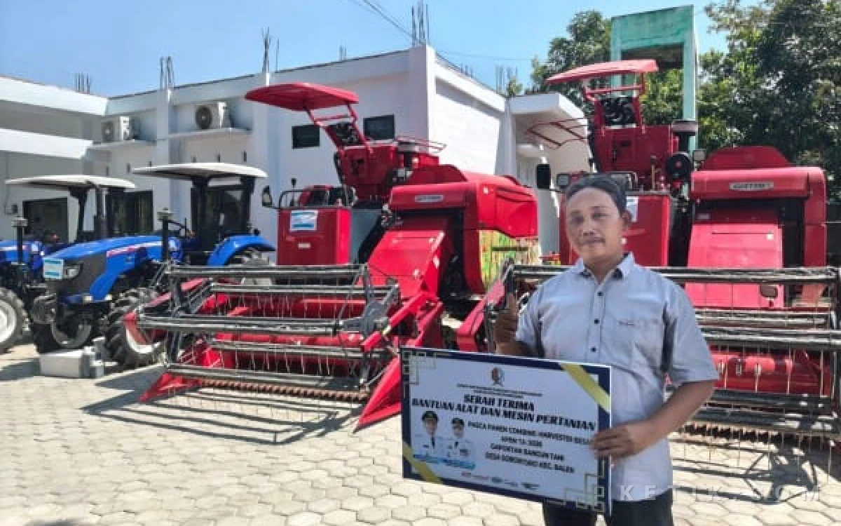 Thumbnail Berita - Gelontor Bantuan Alsintan untuk Tingkatkan Ketahanan Pangan, Gapoktan Apresiasi Langkah Nyata Pemkab Bojonegoro