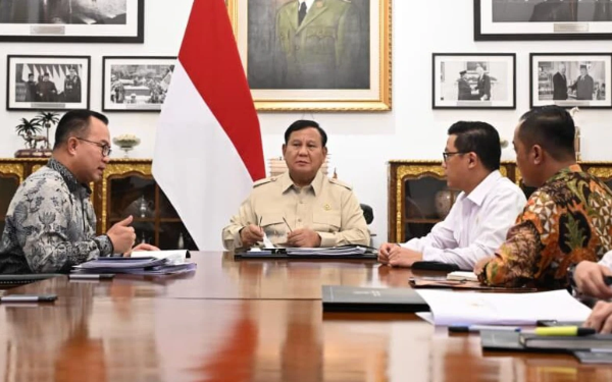Thumbnail Berita - Temui Prabowo, BRIN Lapor Kembangkan Energi dari Limbah Sawit hingga Vaksin Malaria