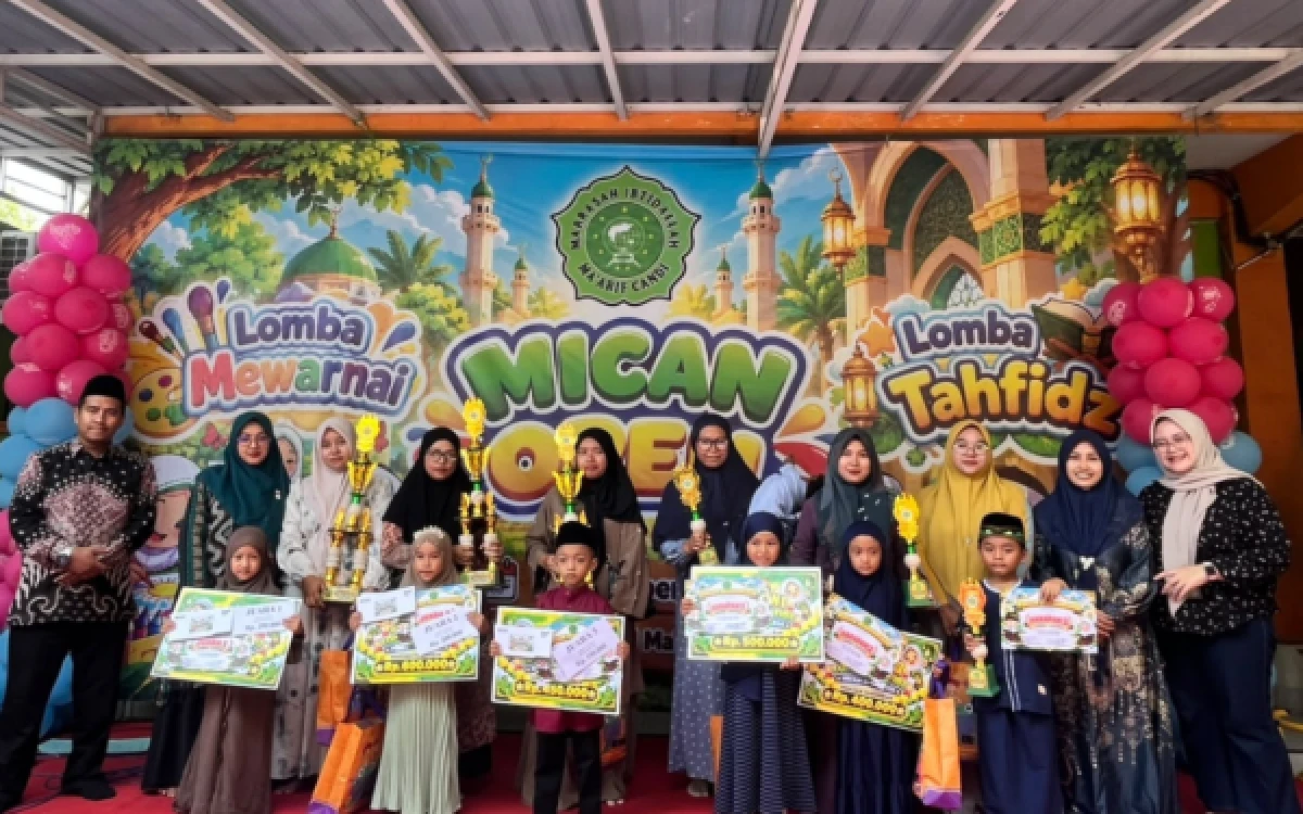 Thumbnail Berita - Ciptakan Generasi Qur'ani dan Kreatif, MICAN Sidoarjo Gelar Lomba Tahfidz dan Mewarnai