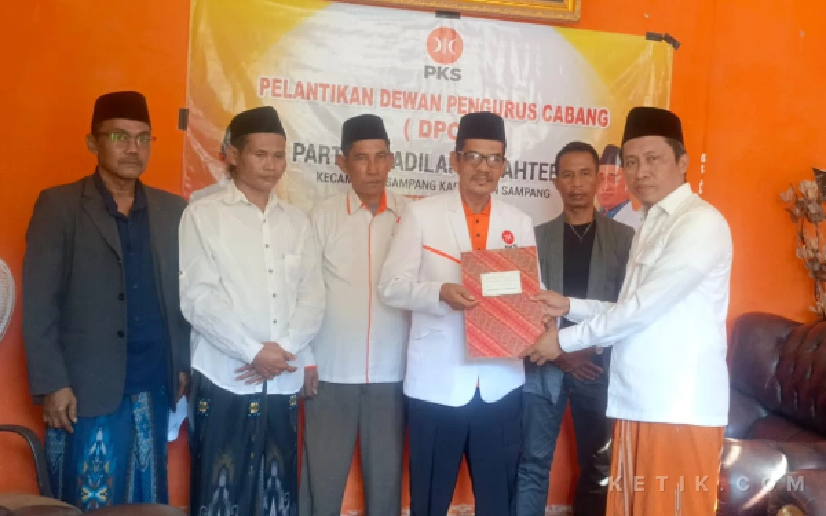 Thumbnail Berita - PKS Sampang Tancap Gas! Struktur Partai Diperkuat hingga Akar Rumput