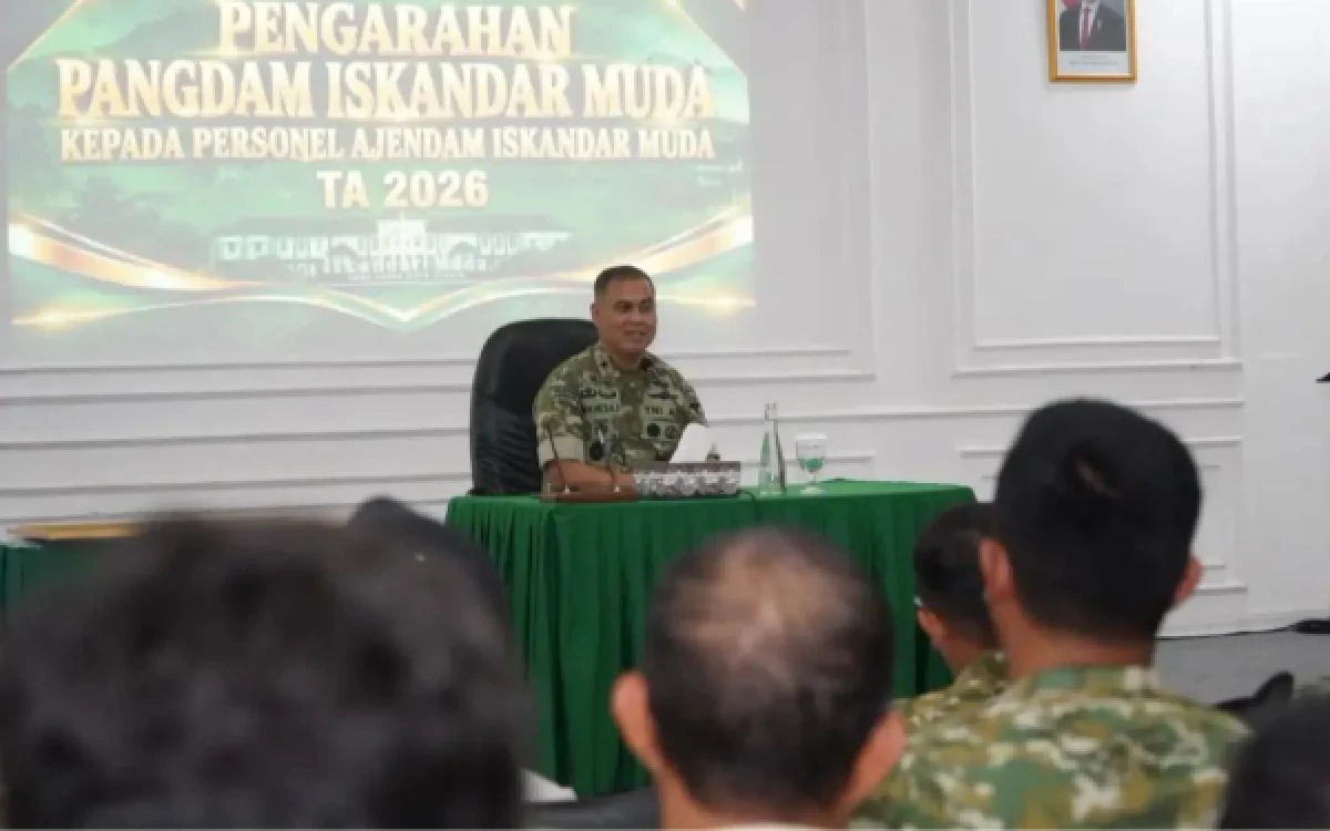 Thumbnail Berita - Pangdam Iskandar Muda Tekankan Disiplin dan Profesionalisme saat Kunjungi Ajendam IM