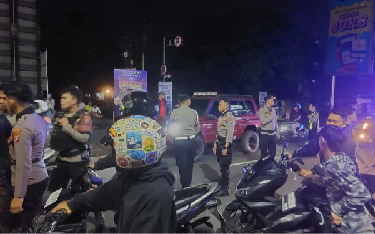 Thumbnail Berita - Tekan Balap Liar, Polresta Malang Kota Perkuat Edukasi ke Pelajar Sekolah