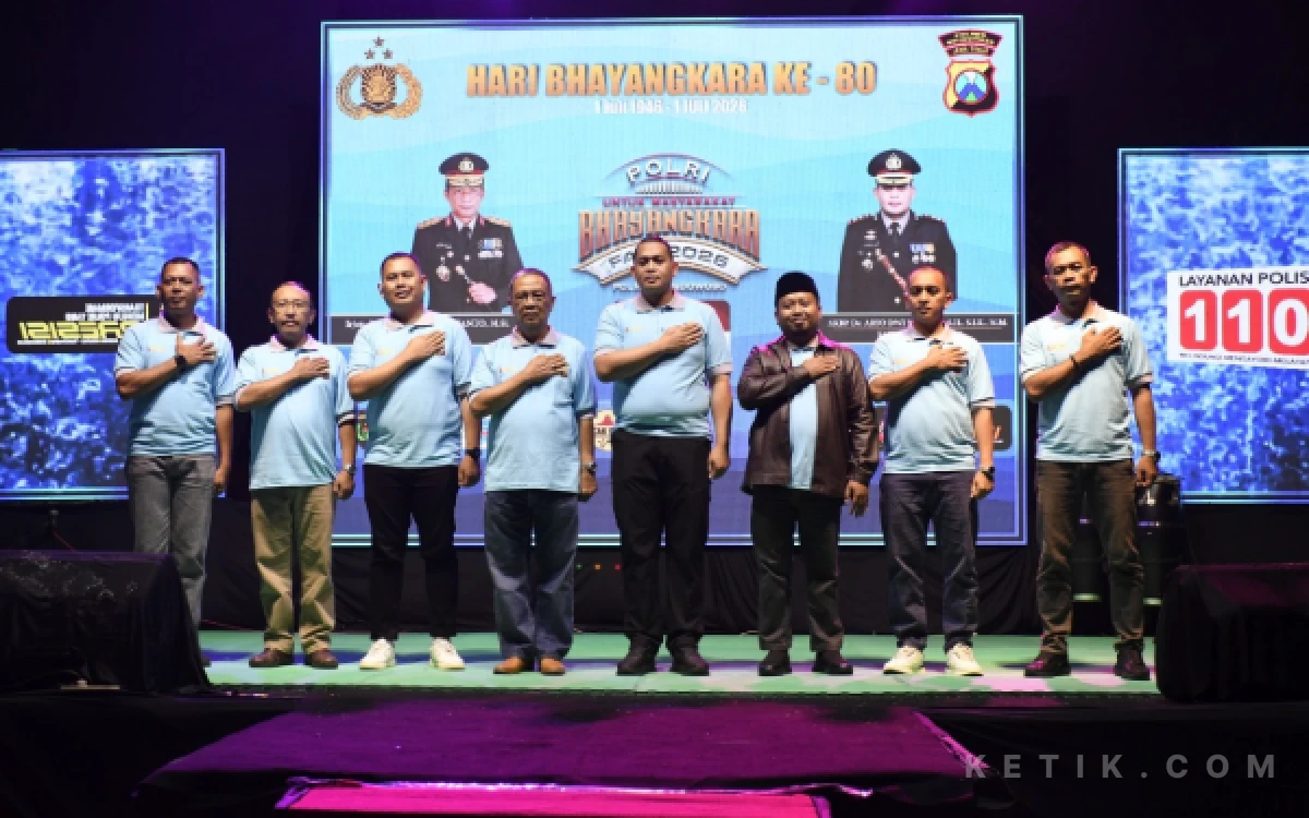 Thumbnail Berita - Bhayangkara Fair 2026 Resmi Dibuka, Ribuan Warga Padati Alun-Alun RBA Ki Ronggo Bondowoso