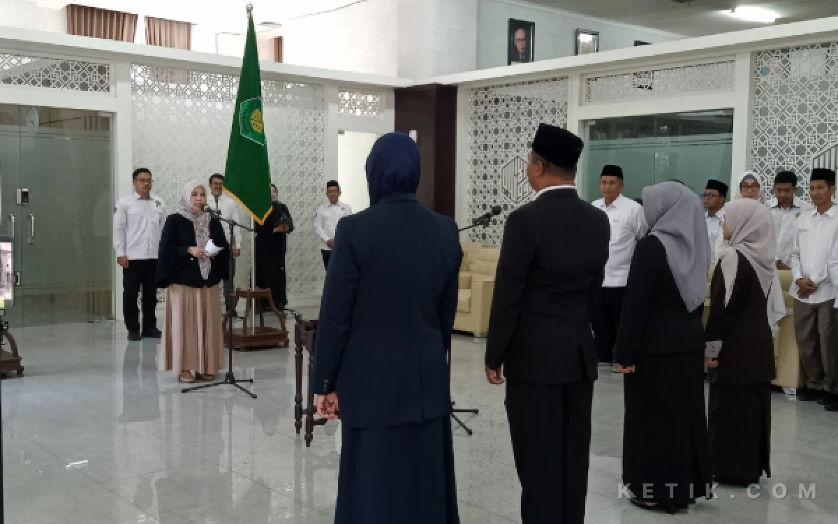 Thumbnail Berita - Rektor UIN Malang Lantik Pimpinan Dua Fakultas Baru, Human Skill Jadi Prioritas