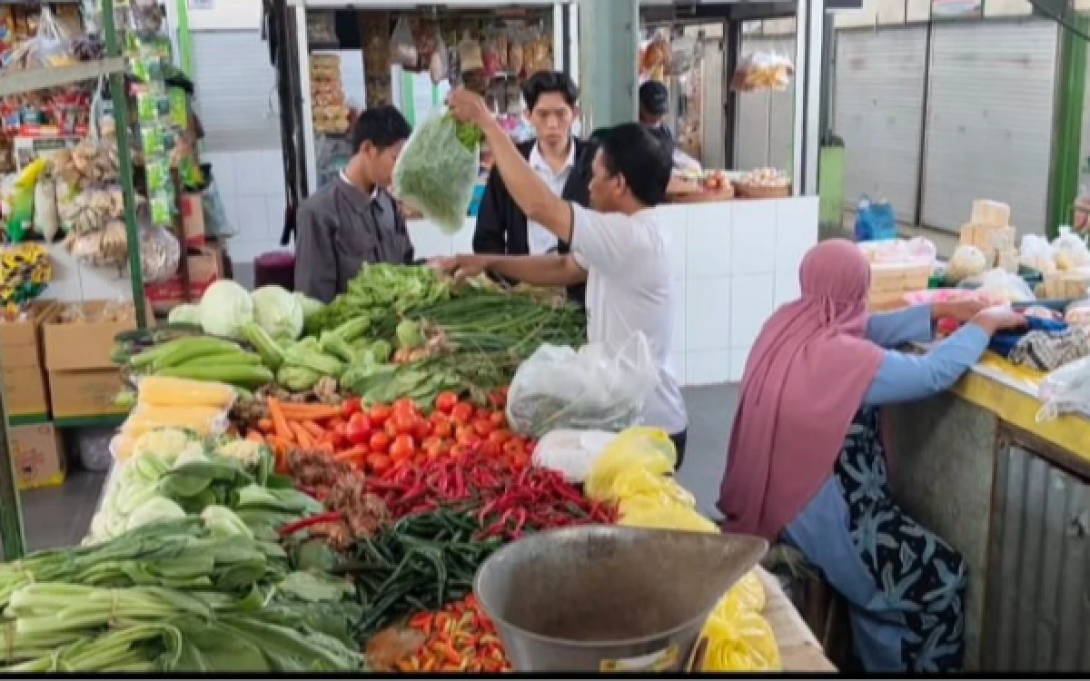 Thumbnail Berita - Dampak Kemarau dan Musim Hajatan, Harga Cabai dan Bumbu Dapur di Kota Malang Melonjak