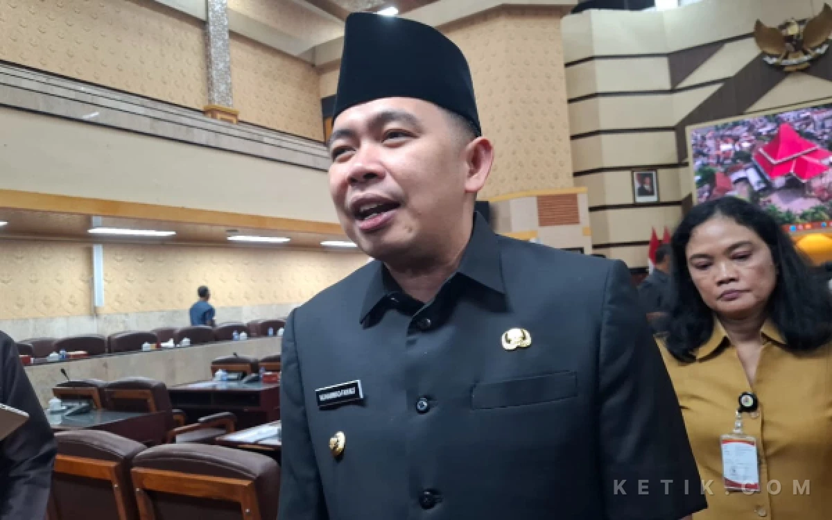 Thumbnail Berita - Gus Fawait Ungkap Faktor Pendorong Ekonomi Jember Tumbuh Tertinggi di Wilayah Sekar Kijang
