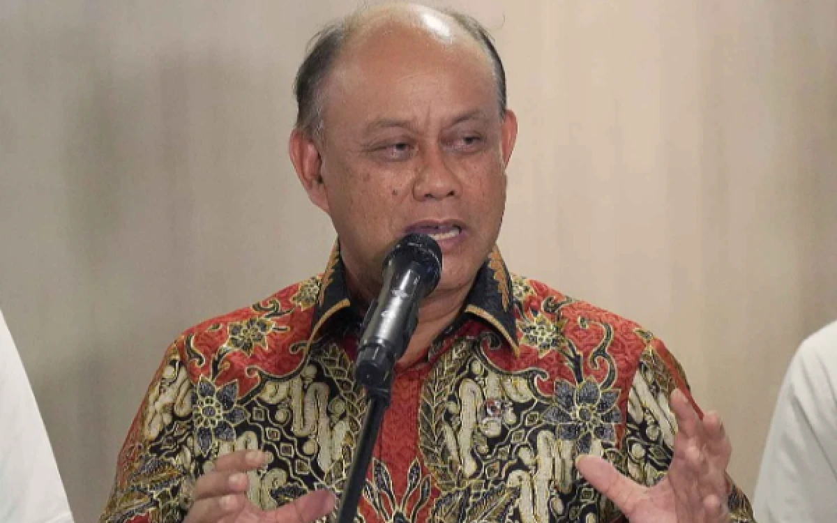 Thumbnail Berita - Mantan Kepala BGN Dadan Hindayana Dikabarkan Dijemput Kejagung Dini Hari