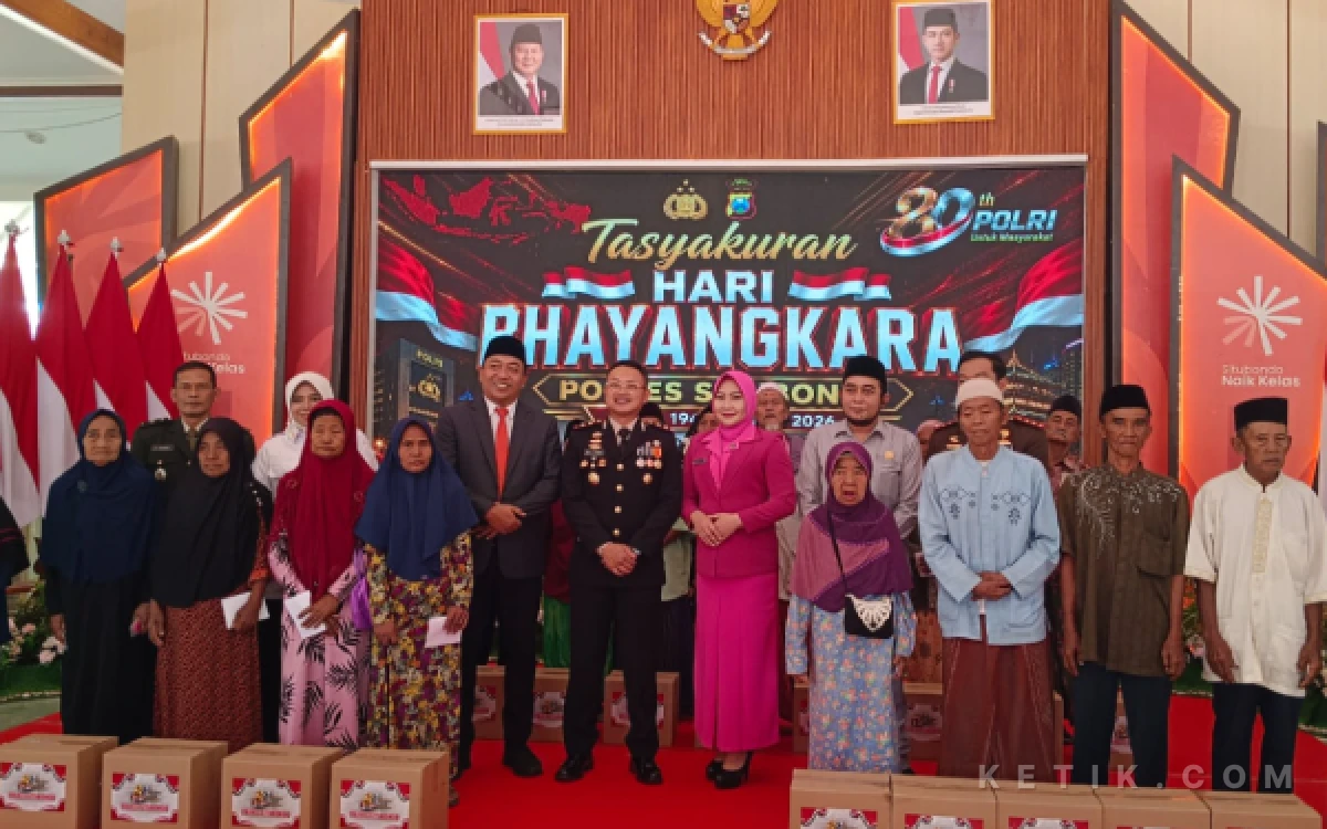 Thumbnail Berita - Puncak HUT ke-80 Bhayangkara, Polres Situbondo Gelar Upacara dan Santuni Lansia