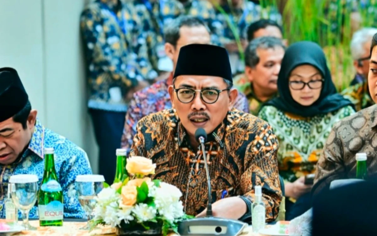 Thumbnail Berita - Mengenal Musyafak Rouf, Politikus Ulung yang Sekarang Pimpin DPRD Jatim