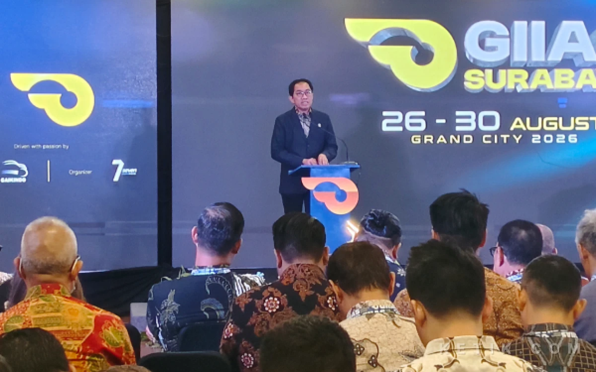 Thumbnail Berita - Wamenperin Optimistis Tren Penjualan Industri Otomotif Nasional Tembus 1 Juta Unit