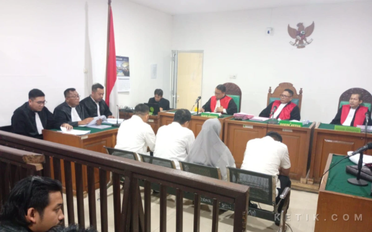 Thumbnail Berita - Mantan Kadis Perkimtan Palembang Didakwa Korupsi Proyek Waskim, Jaksa Bongkar “Jatah Persen” hingga Kerugian Negara Rp1,6 Miliar