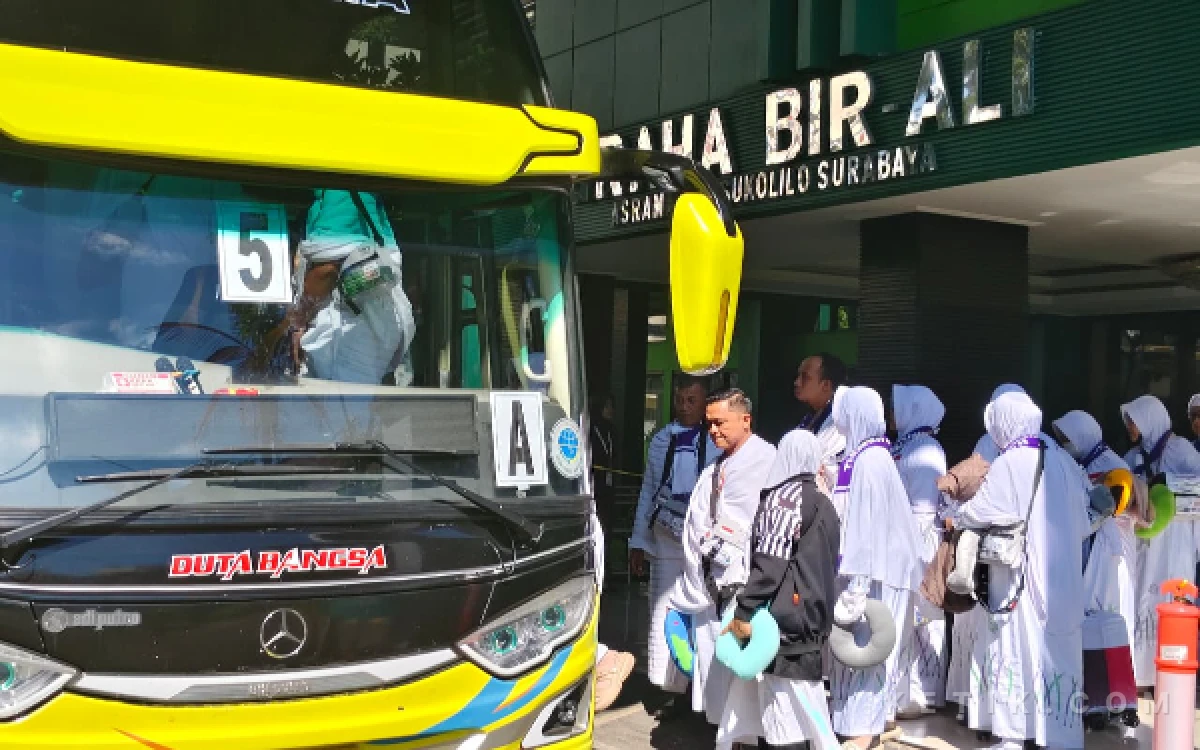 Thumbnail Berita - PPIH Embarkasi Surabaya Laporkan 16 Jemaah Alami Tunda Keberangkatan ke Tanah Suci