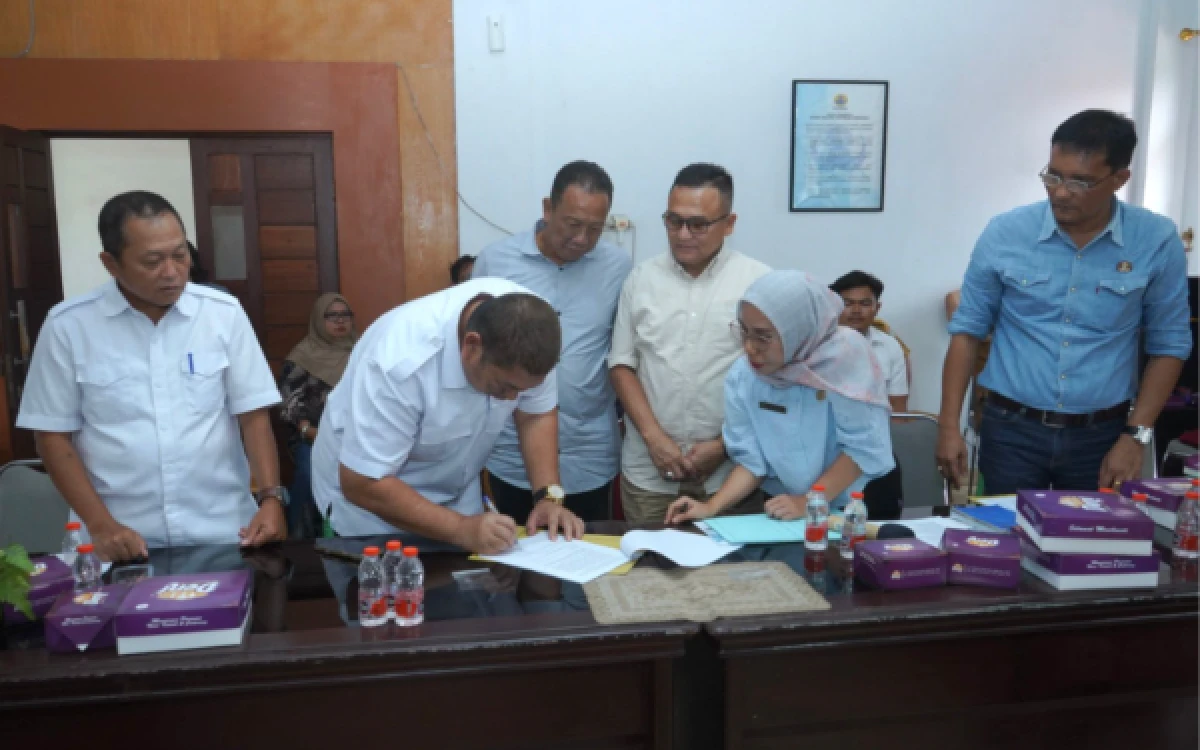 Thumbnail Berita - Hadiri Rapat Pembahasan dan Sinkronisasi RTRW Sekda Asahan Dukung Pembangunan yang Terintegrasi
