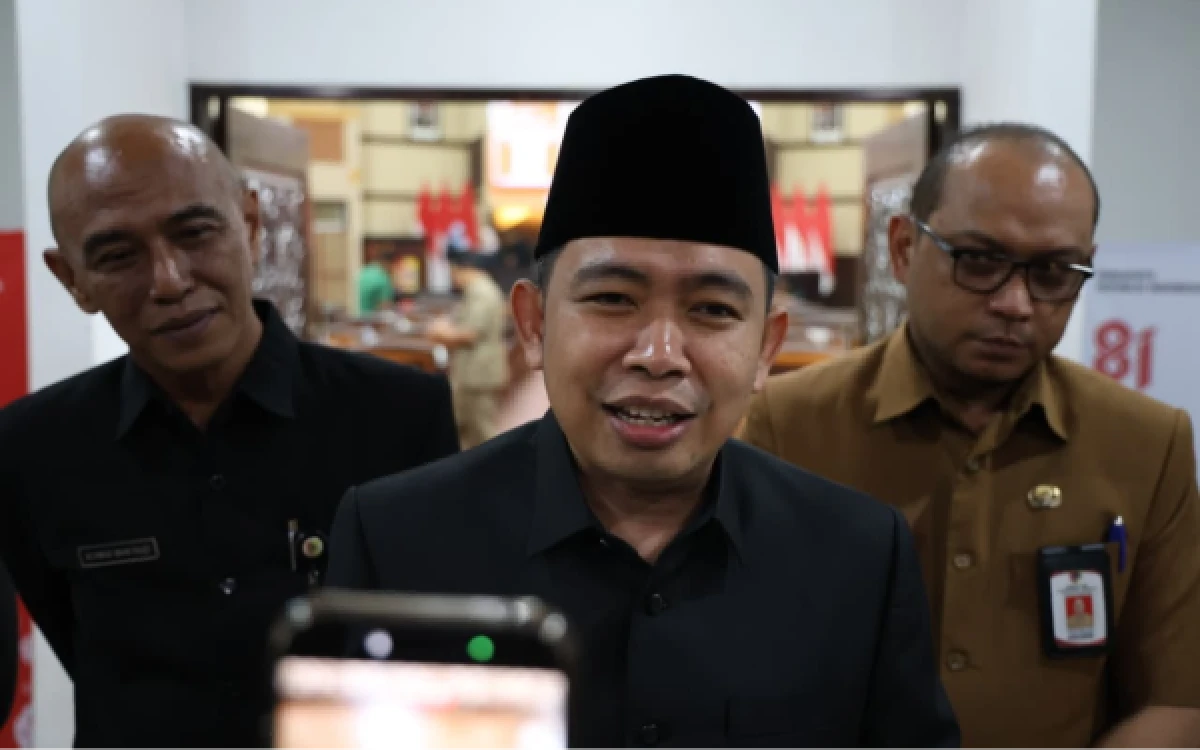 Thumbnail Berita - KUA-PPAS Jember 2027 Disetujui, Pendapatan Diproyeksikan Rp4,5 Triliun