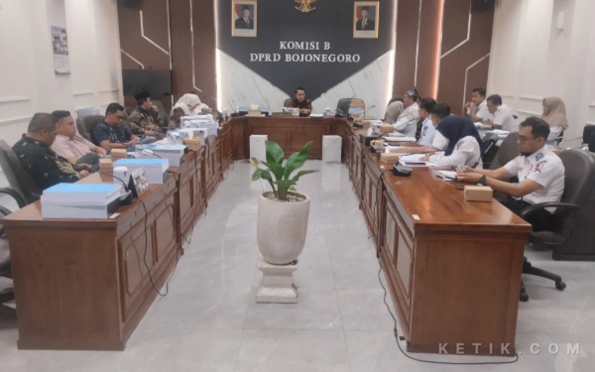 Thumbnail Berita - DPRD Bojonegoro Soroti Serapan Anggaran Disbudpar, Program TMII Diusulkan Kembali