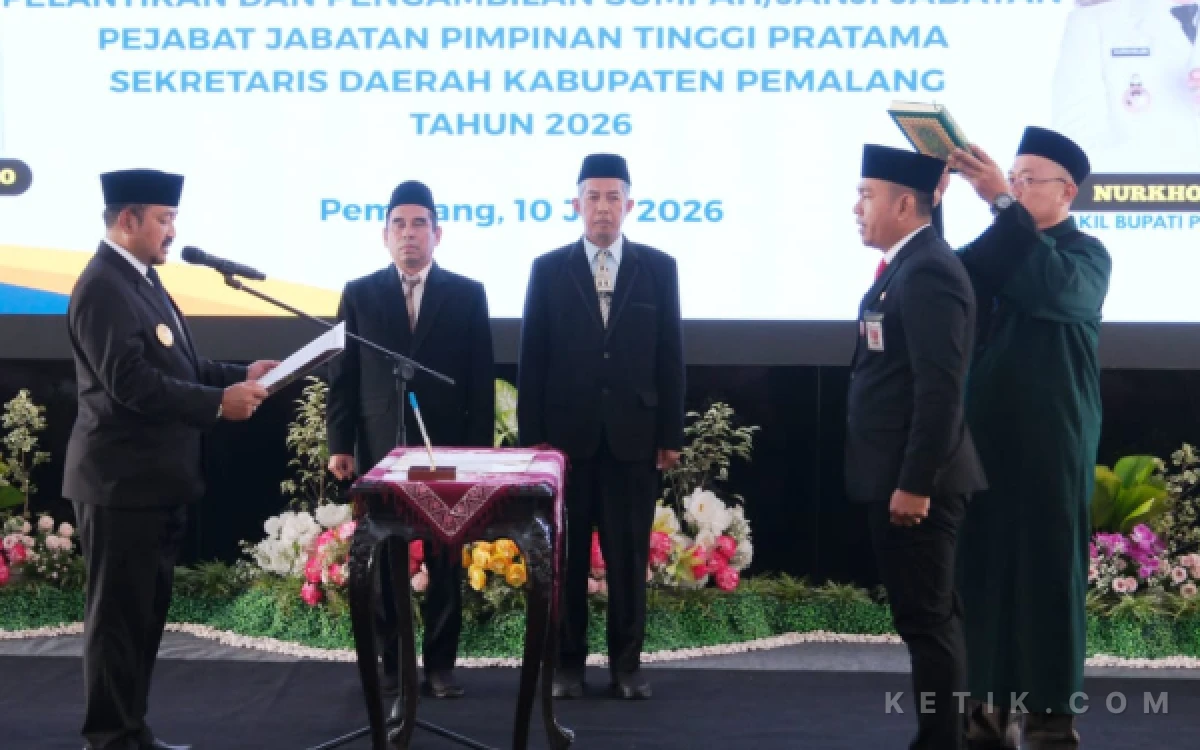Thumbnail Berita - Bagus Sutopo Resmi Dilantik Jadi Sekda Pemalang, Bupati Anom Tekankan Transformasi Birokrasi