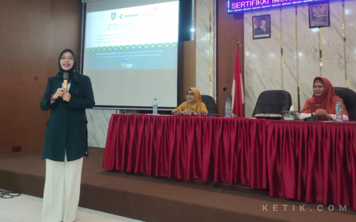 Thumbnail Berita - Sosialisasikan Instruksi Bupati, Ketua TP PKK Situbondo Tegaskan Peran Vital Imunisasi