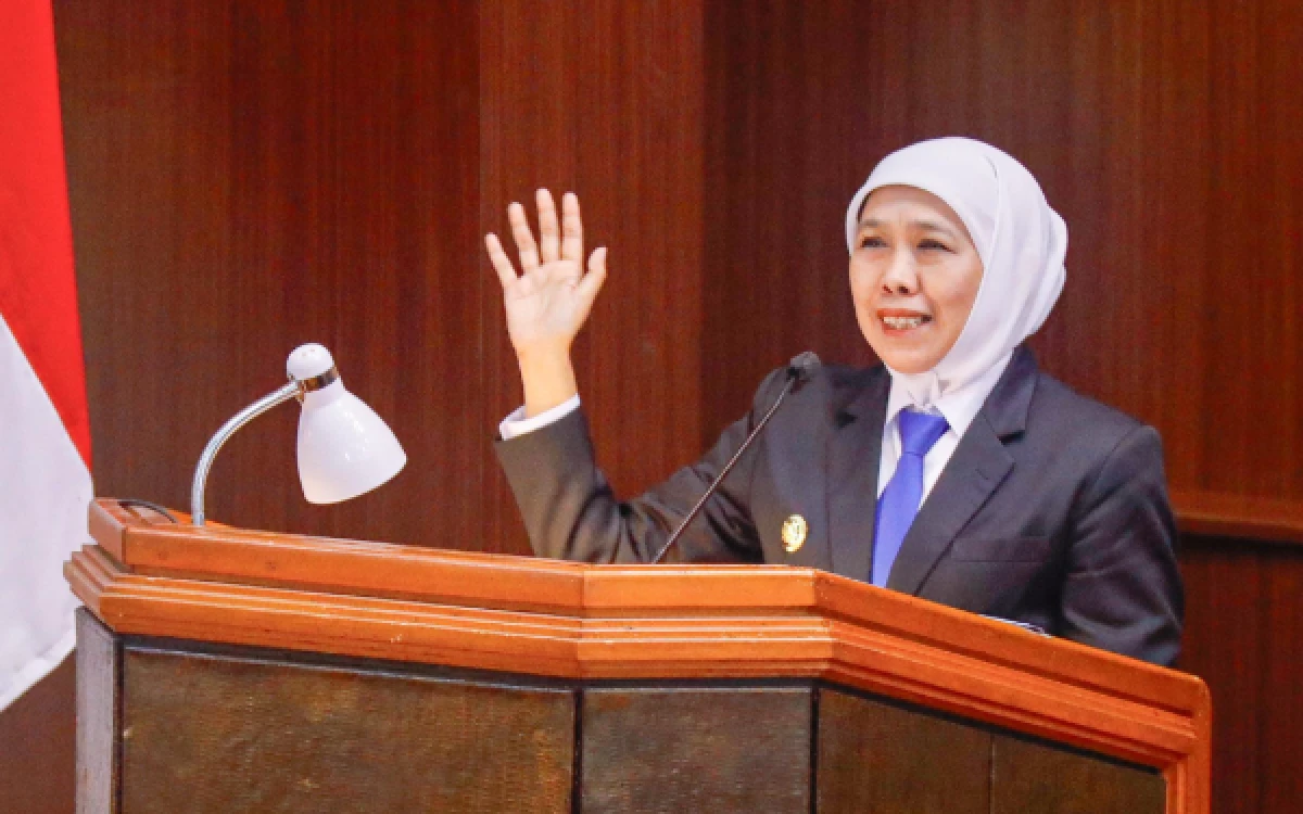 Thumbnail Berita - Gubernur Khofifah Tegaskan Pemprov Jatim Bekerja Bukan untuk Kejar Penghargaan