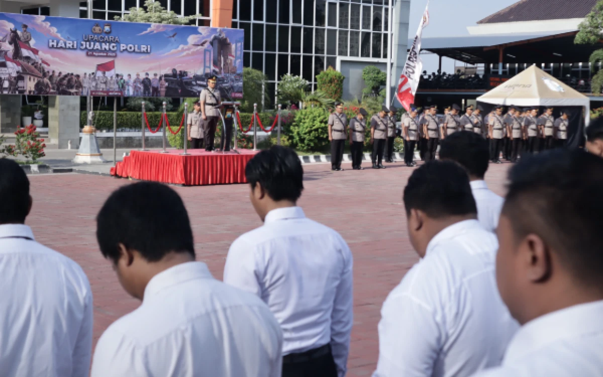 Thumbnail Berita - Hari Juang Polri 2026, Polres Gresik Perkuat Semangat Pengabdian dan Pelayanan