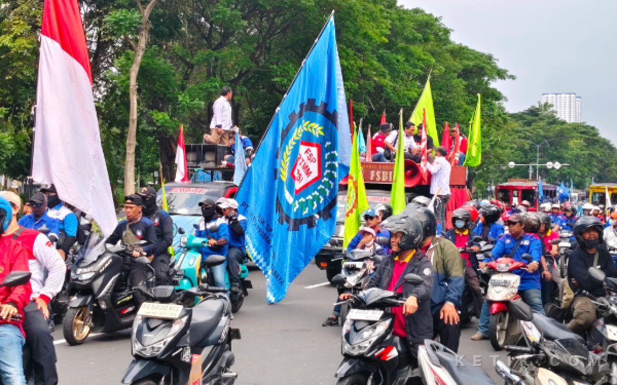 Thumbnail Berita - Waspada Terjebak Macet! Ada Demo Buruh Hari Ini di Surabaya