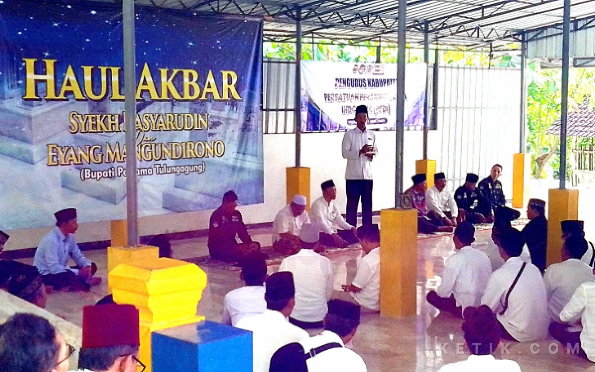 Thumbnail Berita - Awali Kegiatan Harlah Ke-20, PPDI Tulungagung Gelar Ziarah Makam Bupati Pertama di Srigading