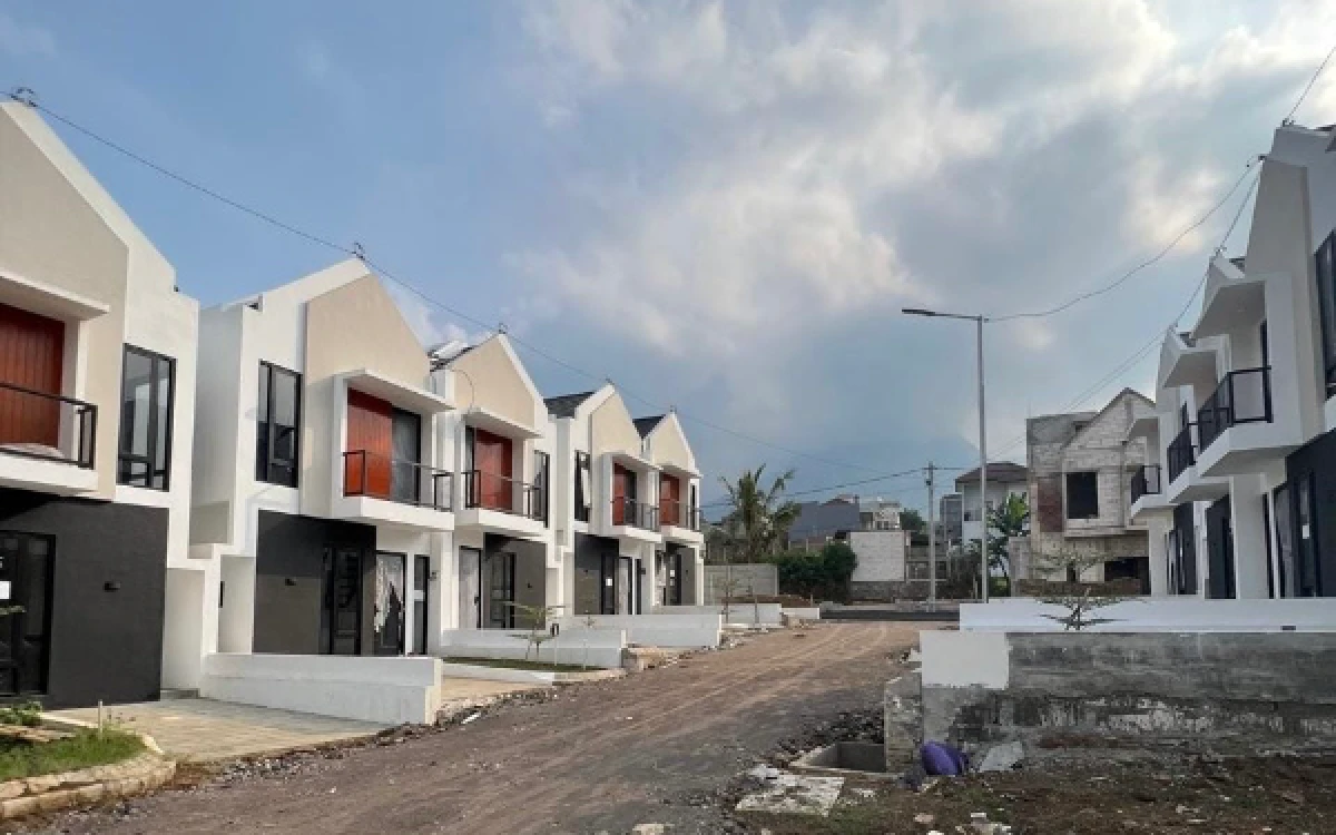 Thumbnail Berita - Belum Bayar Hak Kontraktor, Developer Savanna 2 Kota Batu Dipolisikan