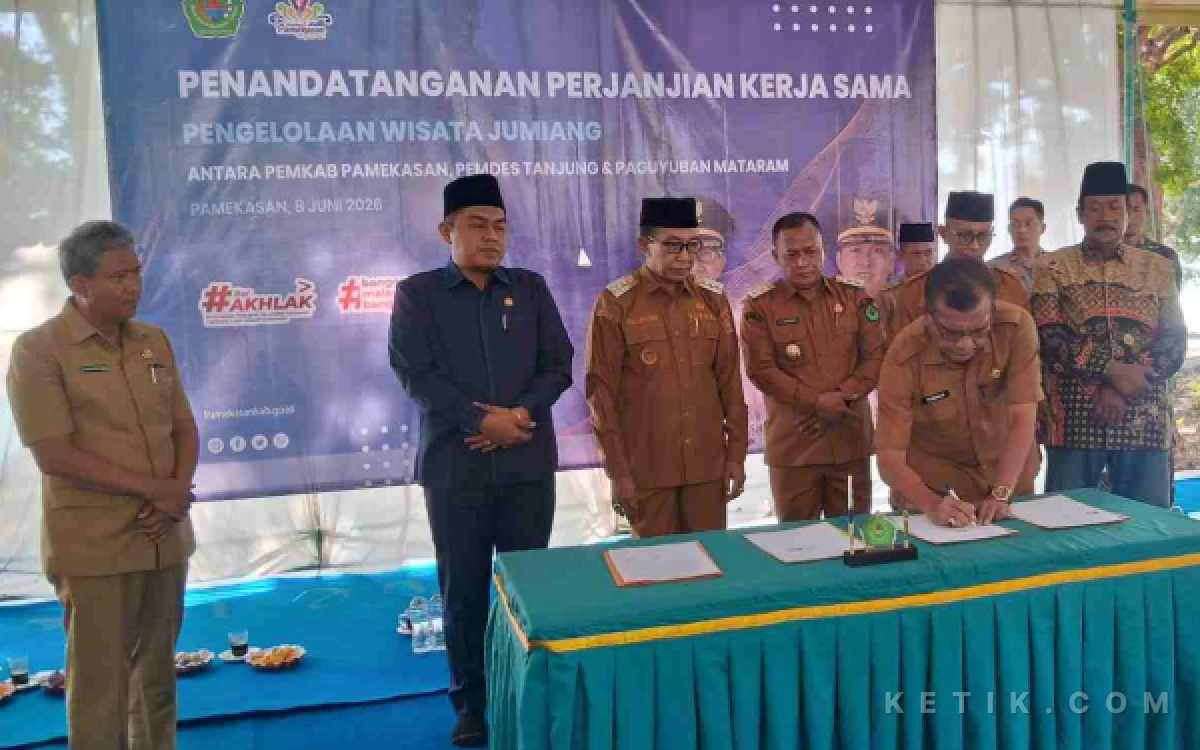 Thumbnail Pamekasan Siapkan Perda Wisata Halal, Pantai Jumiang Diproyeksikan Jadi Destinasi Andalan