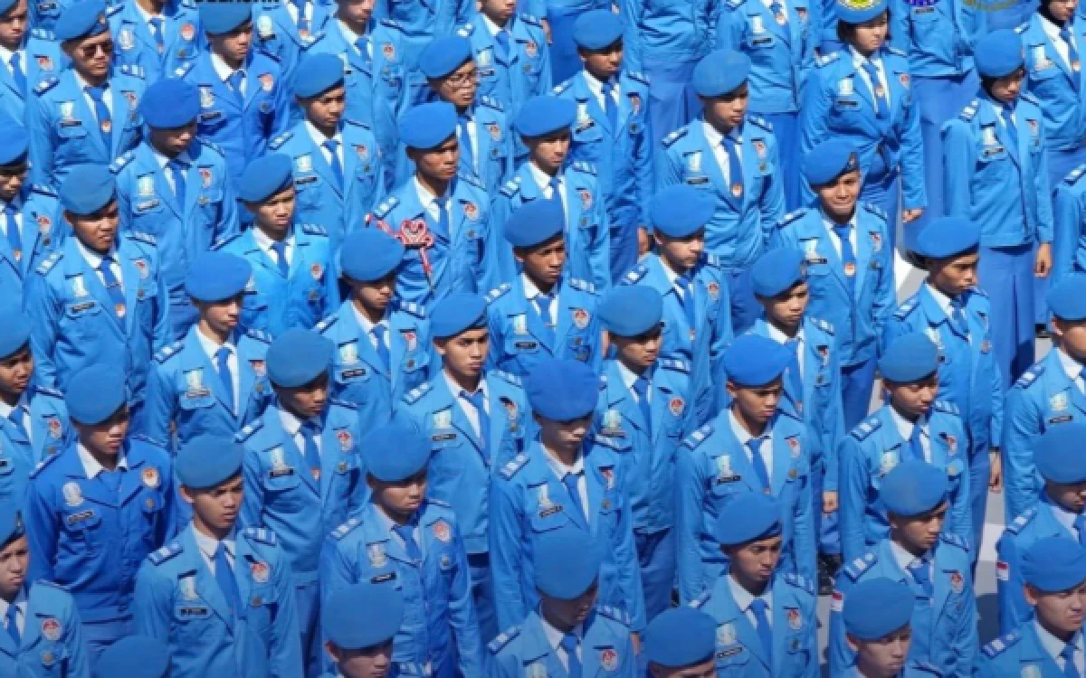 Thumbnail Berita - Belajar di Kapal Perang, Siswa SMAN Taruna Nala Jatim Ikuti Layar Kebangsaan di KRI dr Soeharso