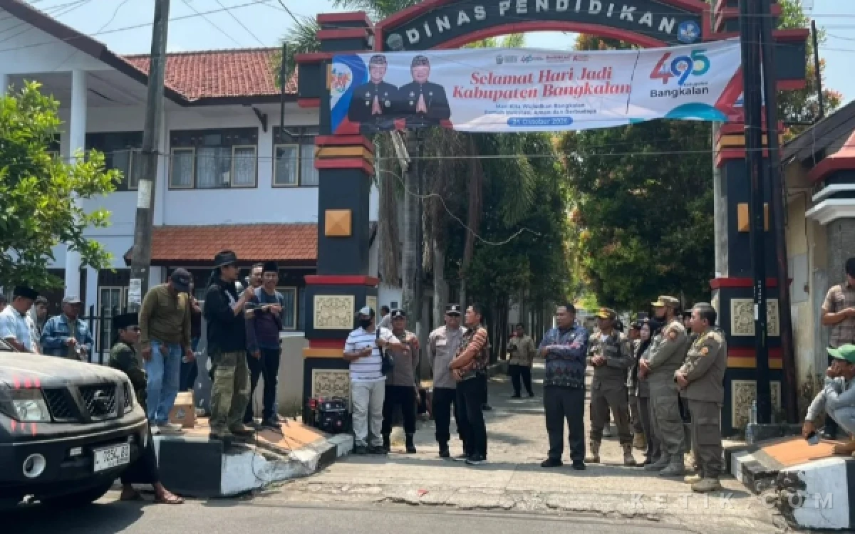 Thumbnail Berita - RAR Soroti Status Lahan Dan Pemotongan Dana Revitalisasi SD, Dinas Pendidikan Bangkalan Minta Bukti