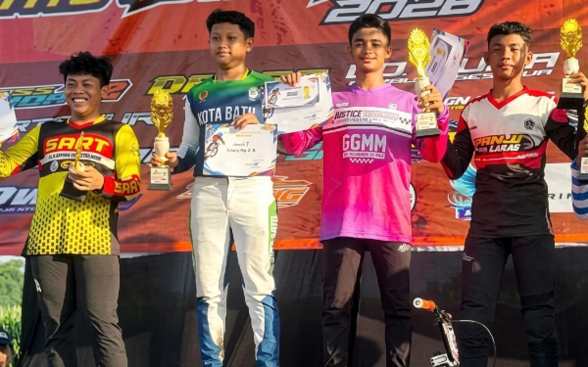 Thumbnail Berita - Atlet BMX dan Downhill Kota Batu Ukir Prestasi, Bawa Pulang Deretan Medali