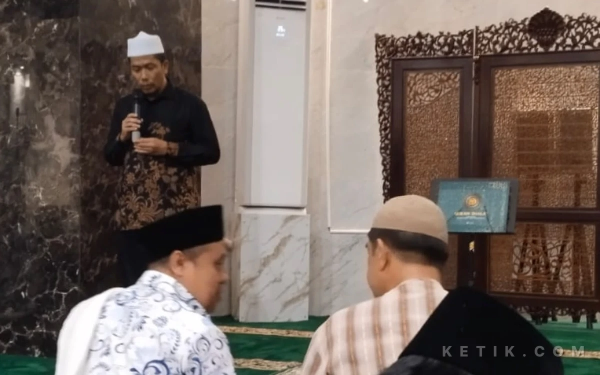 Thumbnail Berita - Kakankemenag Aceh Singkil Isi Tausiyah Shubuh di Masjid Raya Baiturrahman Semarang
