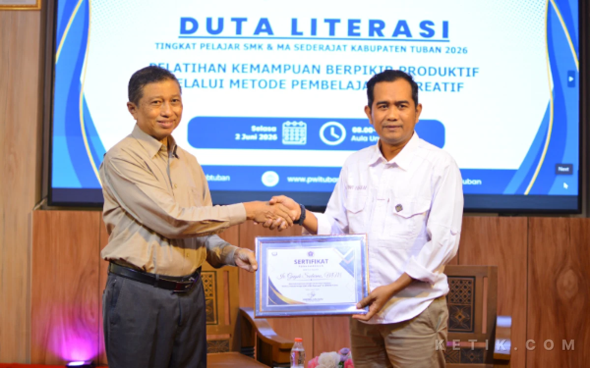 Thumbnail Berita - Anggota DPRD Tuban Sebut Pelajar Perlu Dibekali Literasi Demokrasi Sejak Dini