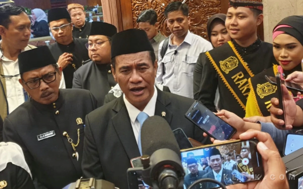Thumbnail Berita - ‎Ngajum Kabupaten Malang Diproyeksikan Jadi Pusat GPS Ayam Nasional, Mentan Amran Siapkan Rp3 Triliun ‎