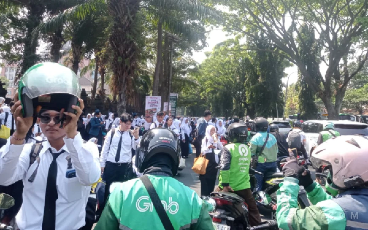 Thumbnail Berita - Ribuan Maba Serbu Kota Malang, Dishub Minta Kampus Ikut Atur Lalu Lintas