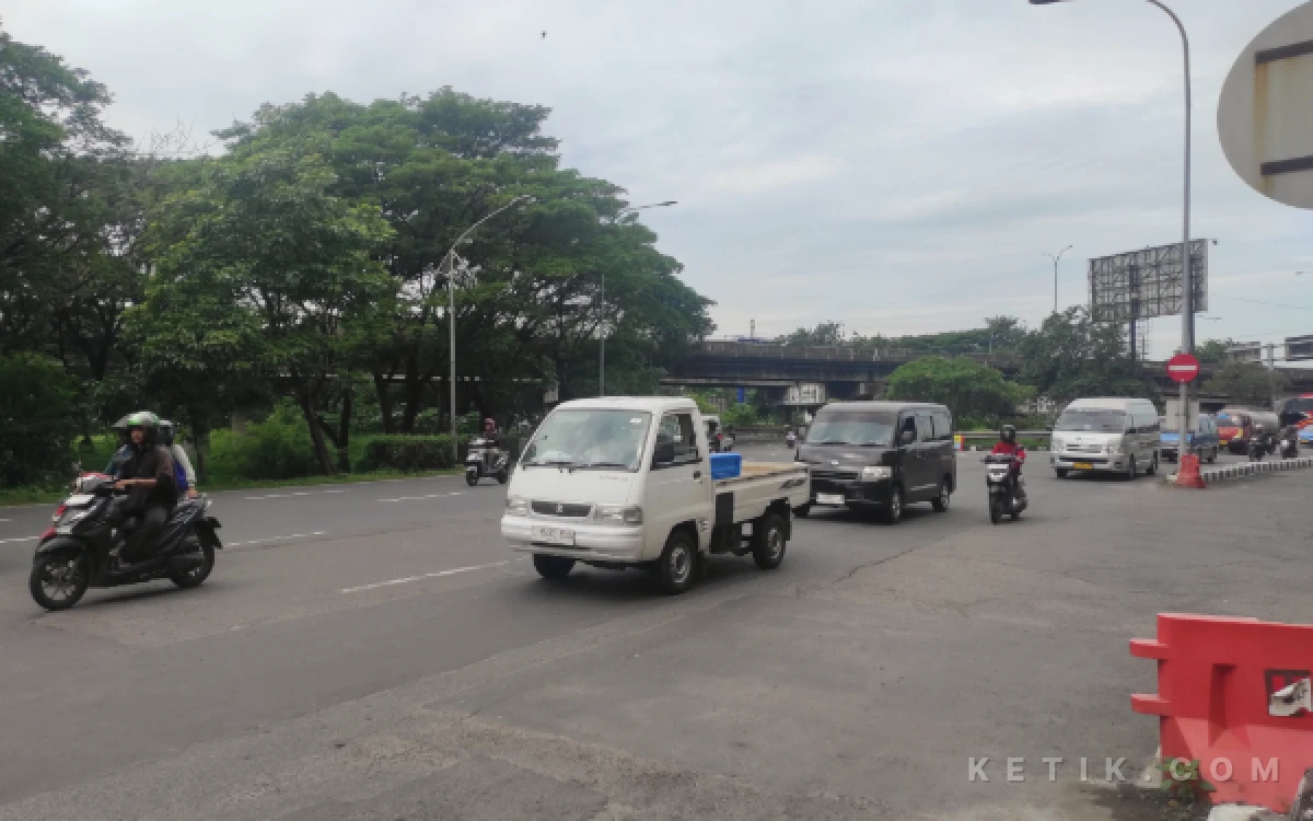 Thumbnail Berita - Waspada Jalan Tutup! Polrestabes Surabaya Rekayasa Lalu Lintas, Peringatan 1 Suro 2026