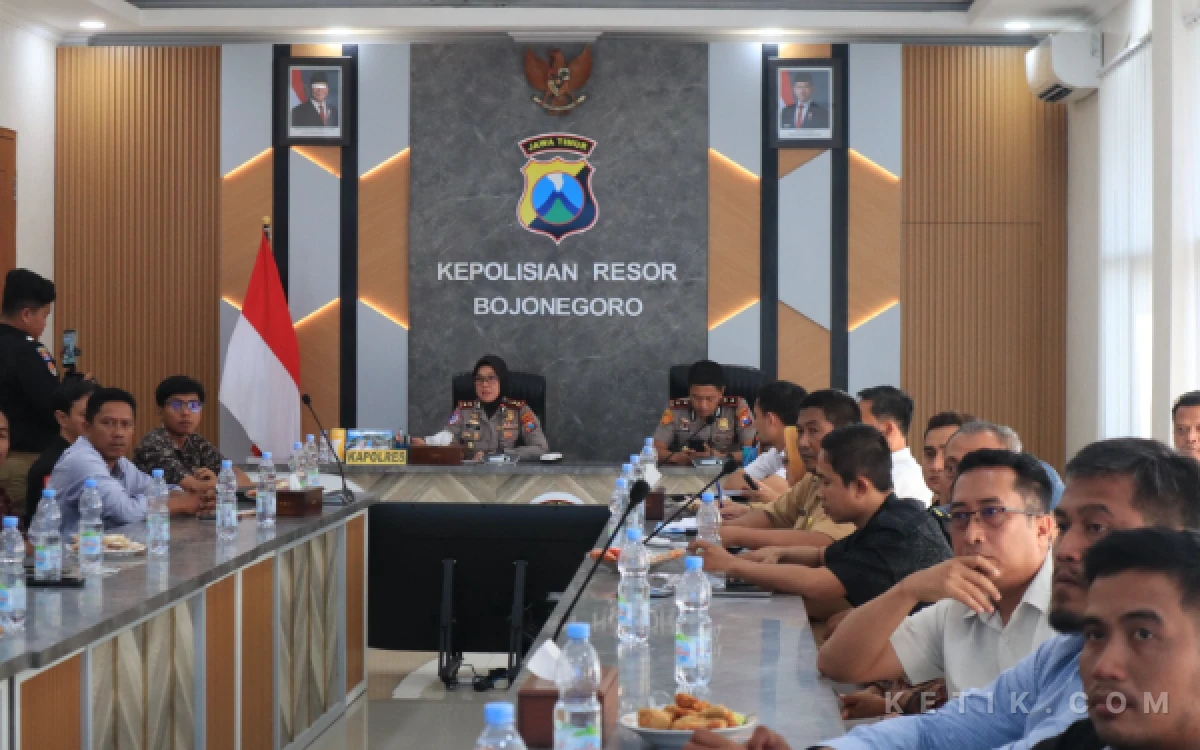 Thumbnail Berita - Polres Bojonegoro Gandeng Pertamina dan 29 SPBU Awasi Distribusi BBM