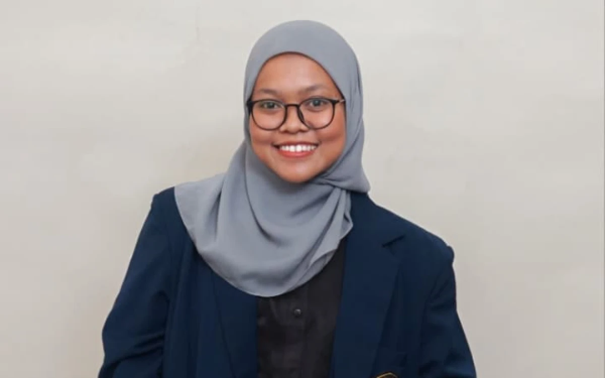 Thumbnail Berita - Bercita-cita Jadi Mantri Hewan, Mahasiswa UB Ini Sisihkan Uang KIP Kuliah untuk Ternak Kambing