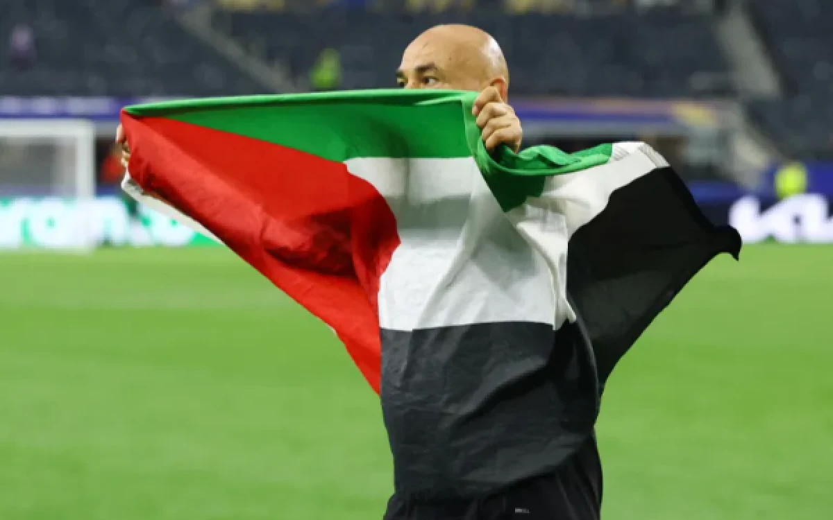 Thumbnail Berita - Mesir Lolos Dramatis, Hossam Hassan: Kemenangan Ini untuk Palestina