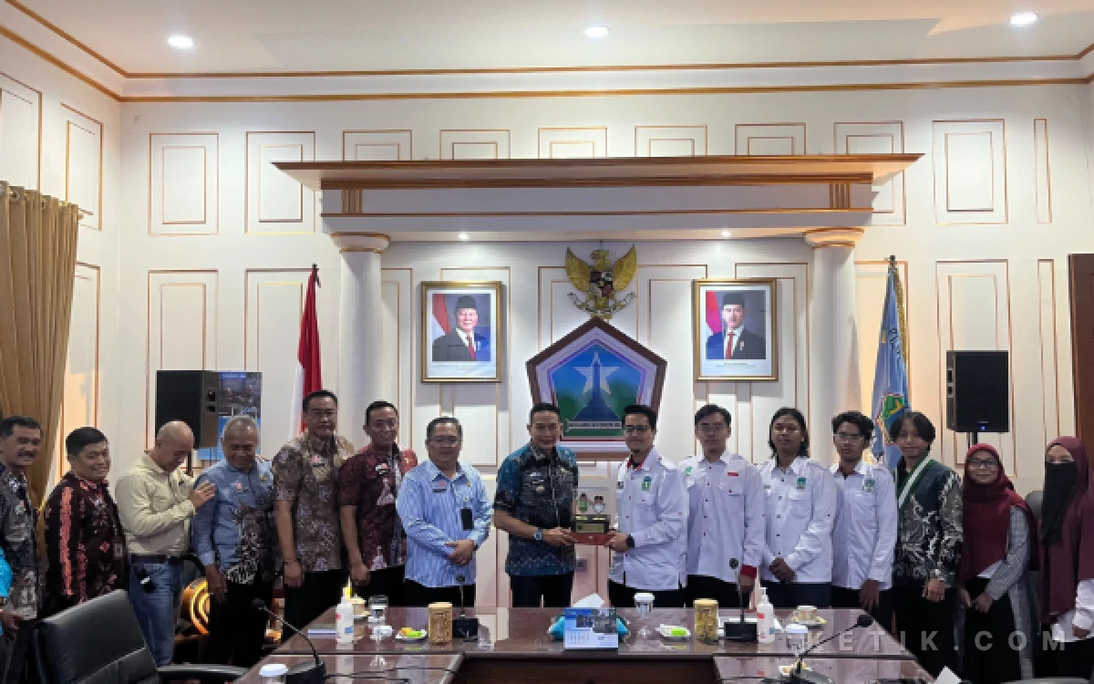 Thumbnail Berita - KAMMI Minta Pemkot Malang Perkuat Penanganan LGBTQ, Wali Kota Wahyu Tegaskan Hal Itu Ancaman Nonmiliter