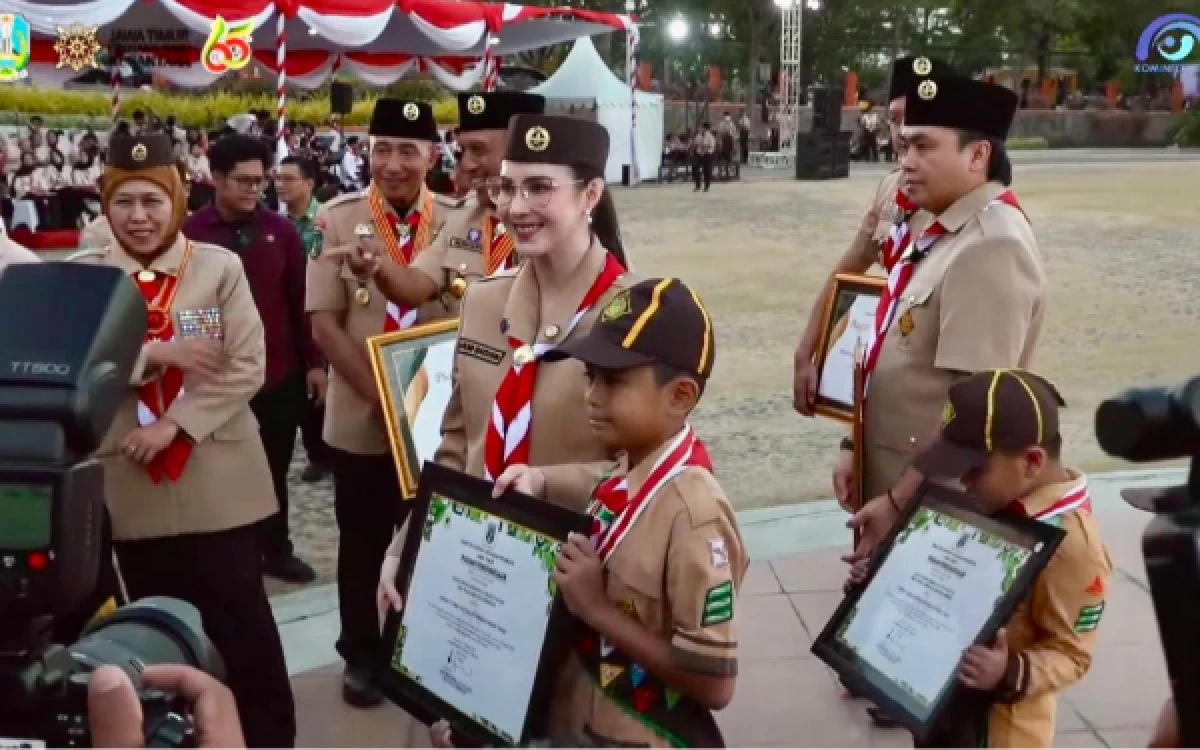 Thumbnail Berita - Siswa SDN Tegalsari 1 Surabaya Raih Penghargaan Terbaik Festival Ketahanan Pangan Siaga