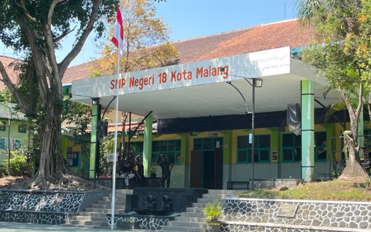 Thumbnail Berita - Kepala SMPN 18 Kota Malang Diberhentikan, Buntut Dugaan Kekerasan terhadap Siswa