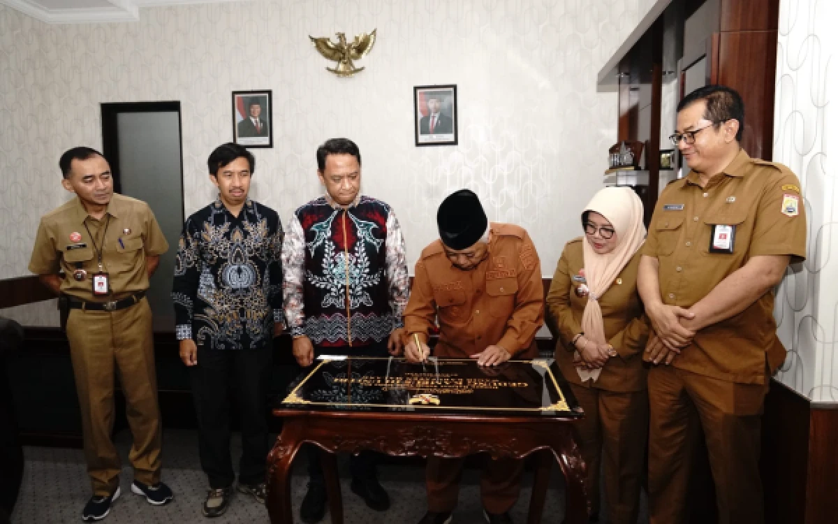 Thumbnail Berita - Bupati Sanusi Terima Audiensi Unitri, Wagir Disiapkan Jadi Pusat Pengembangan Pertanian Kabupaten Malang